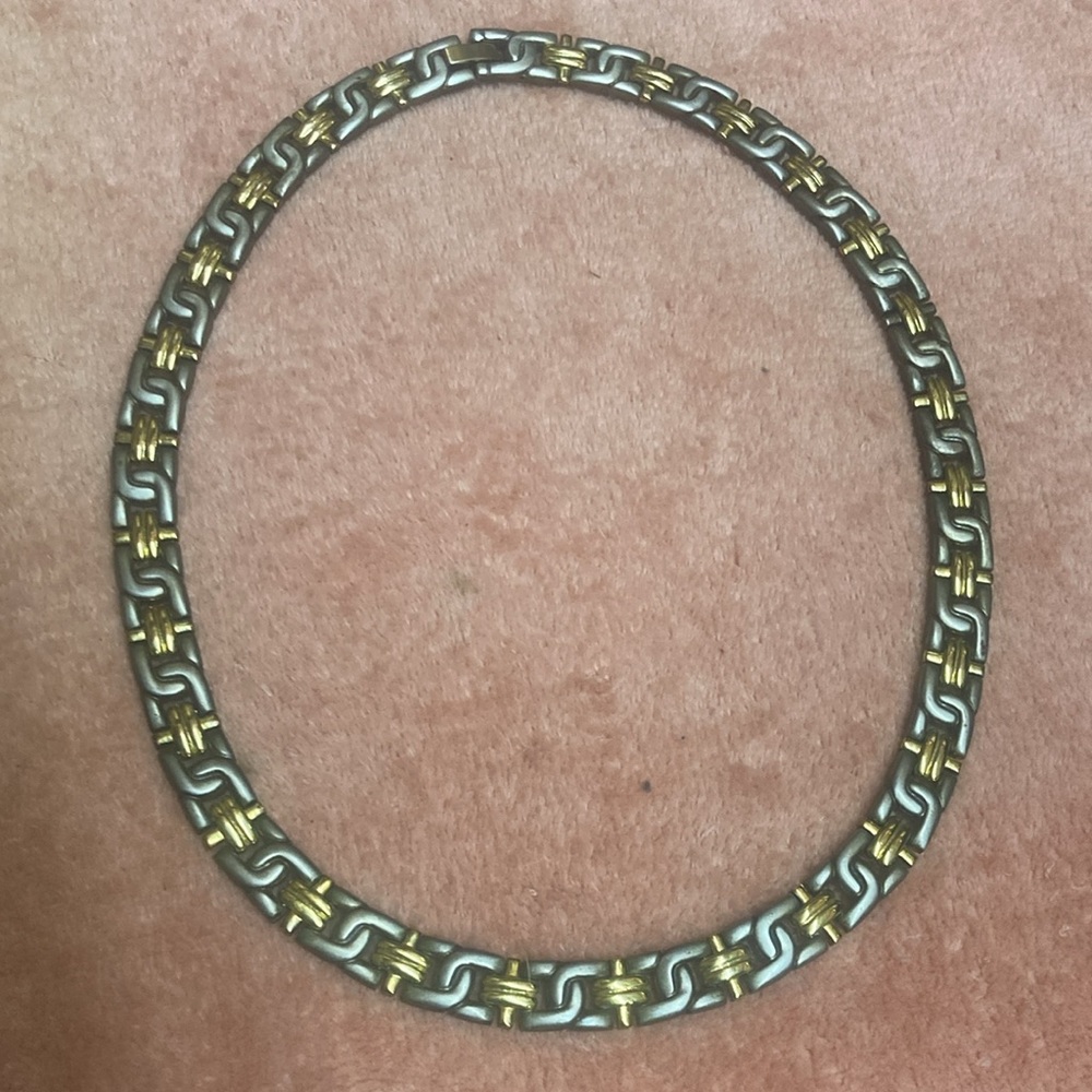 Gold & Silver tone Necklace Nice Look